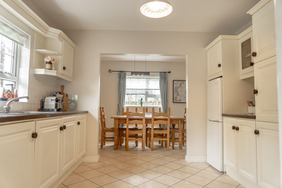 White Strand Beach House, Buncrana by Wild Atlantic Wanderer