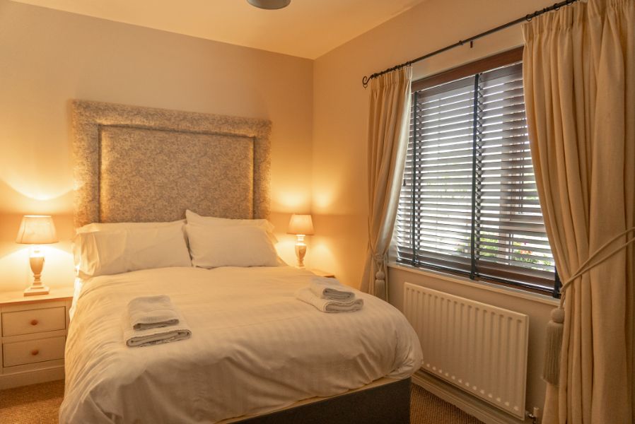 White Strand Beach House, Buncrana by Wild Atlantic Wanderer