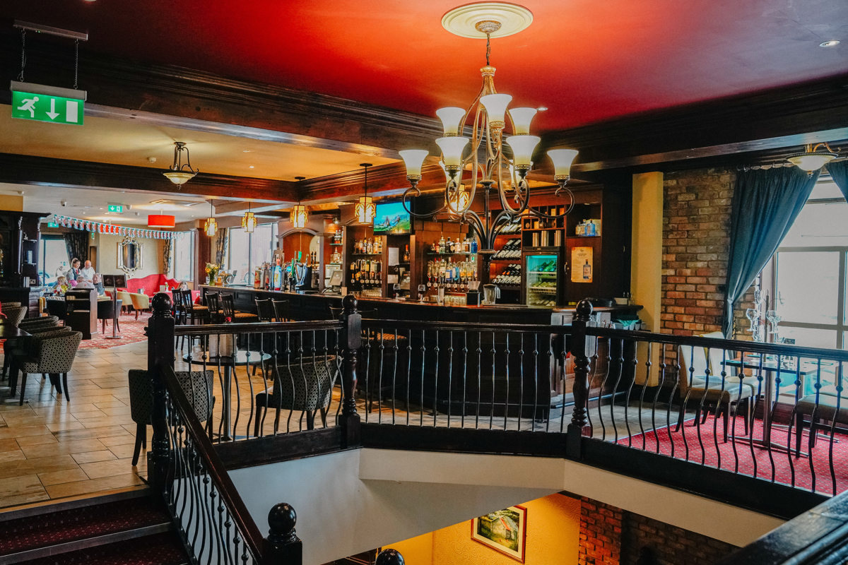 Dillons Hotel Bar & Grill Food & Drink Things to Do Go Visit