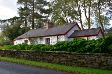 Railway Crossing Cottage