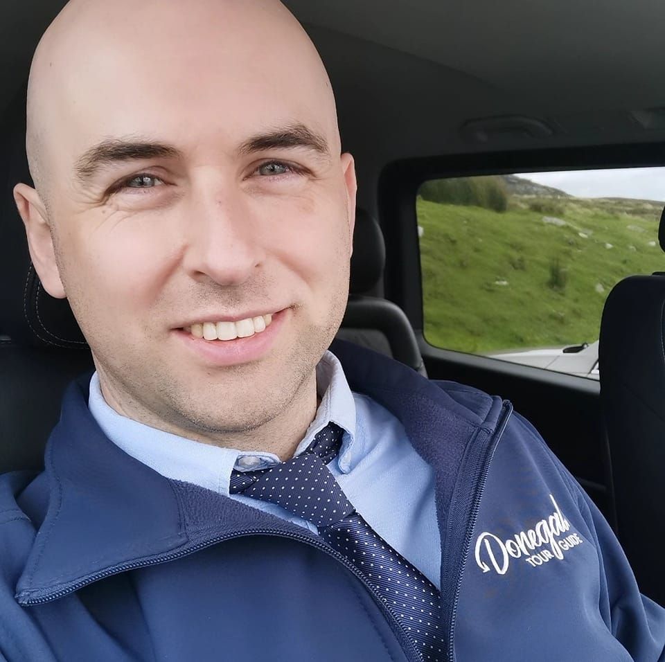 donegal-tour-guide-transport-go-visit-donegal
